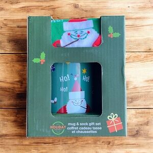 NEW Holiday Market Santa Ceramic Mug & Sock Gift Set Christmas Ho Ho Ho Boxed